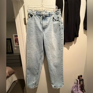 Abercrombie & Fitch Curve Love 90’s Straight Ultra High Rise Jeans
